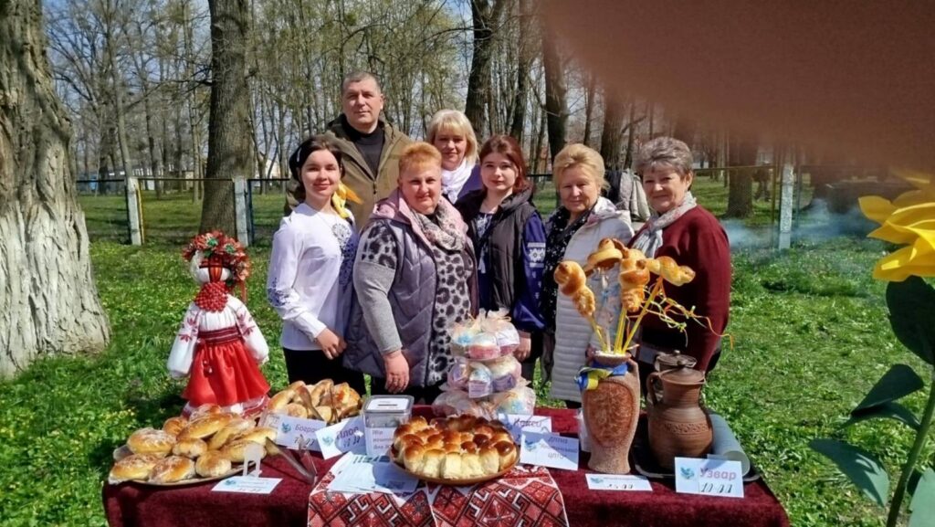 Благодійний ярмарок «Великодній кошик солдату»